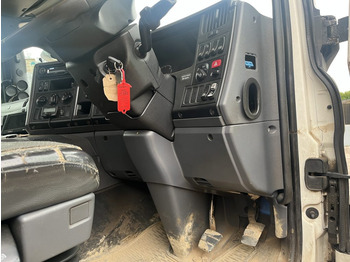 Scania P400 8X4 - Xe tải thùng lửng/ Phẳng: hình 3