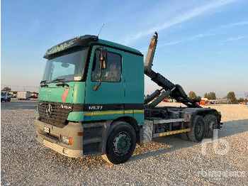 MERCEDES-BENZ ACTROS 1831 6x2 - Xe tải nâng móc: hình 1