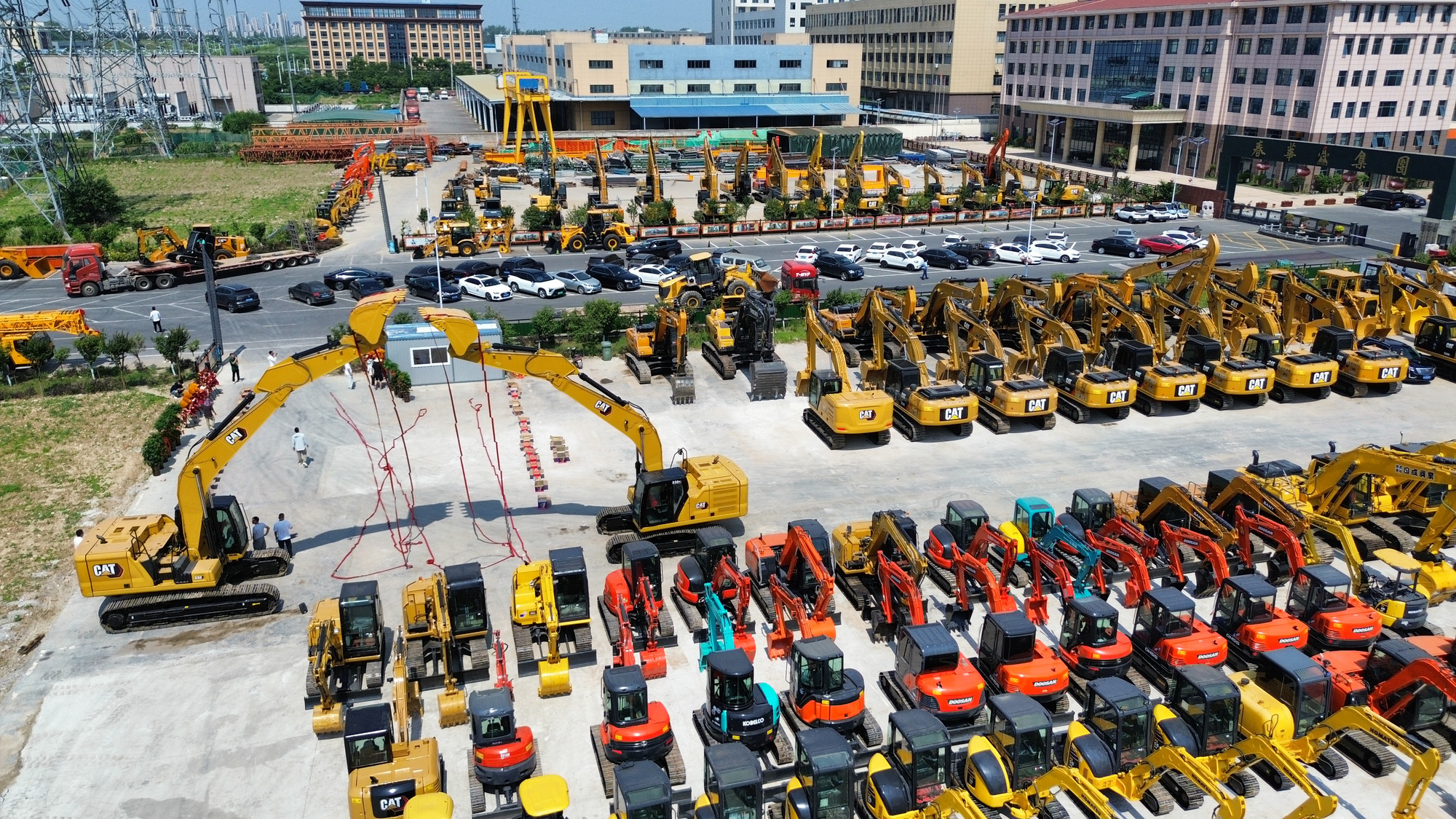 Toaks International Trading Company - Máy móc xây dựng LIUGONG - Euro 3 undefined: hình 1