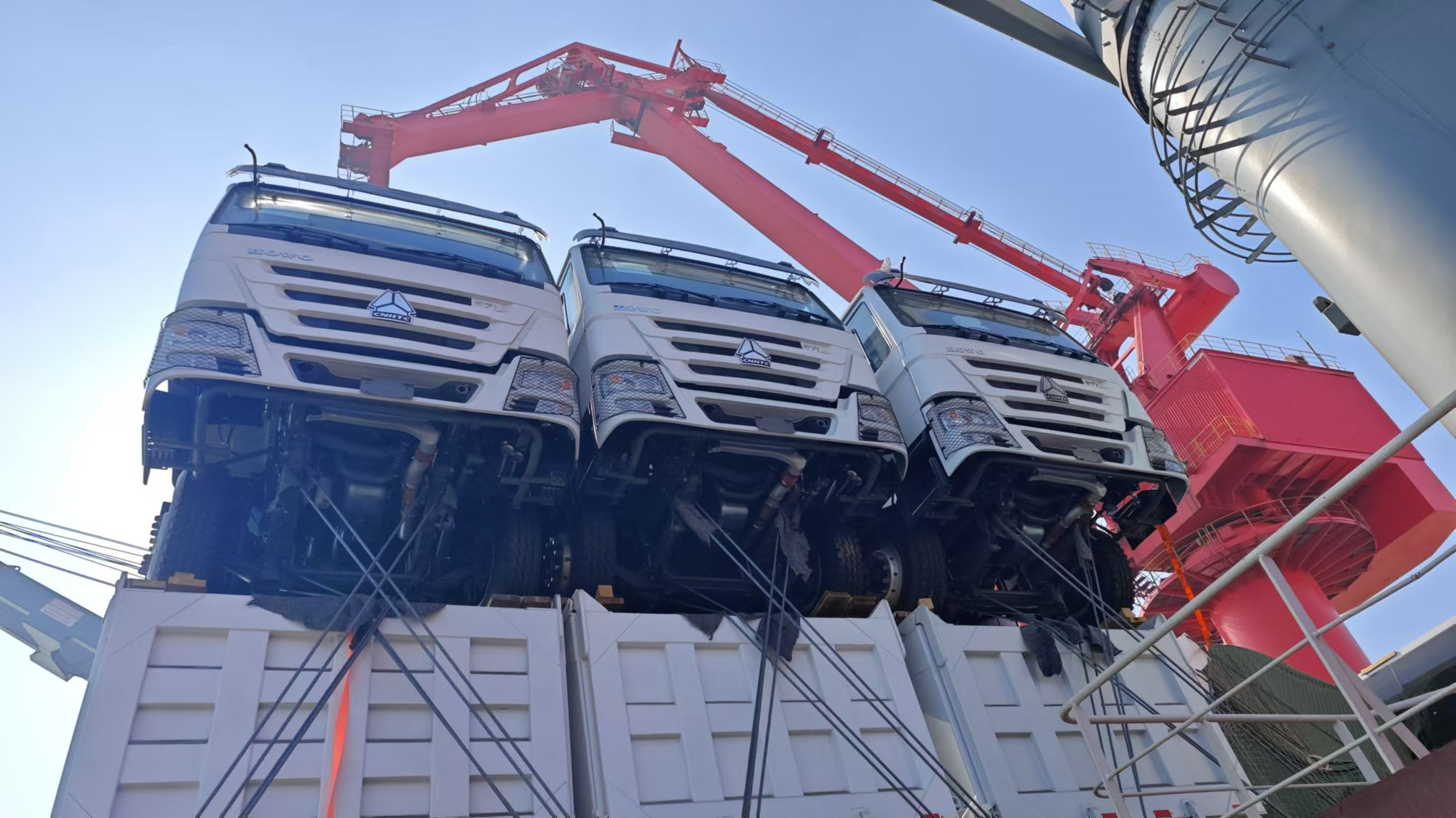 Toaks International Trading Company - Máy móc xây dựng LIUGONG - Euro 3 undefined: hình 18