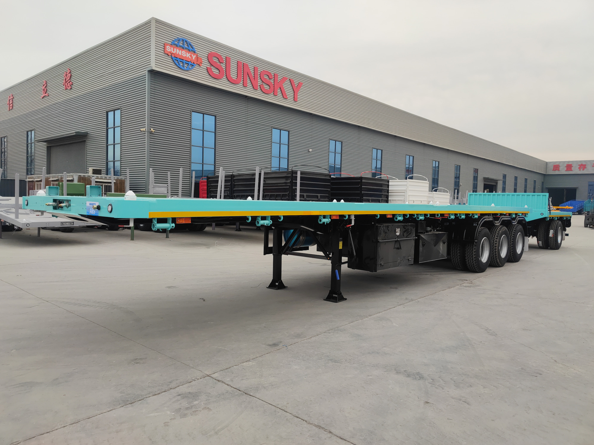 Xiamen Sunsky Vehicle Co.,Ltd - Xe đầu kéo SINOTRUK HOWO - Năm: 2024 undefined: hình 2