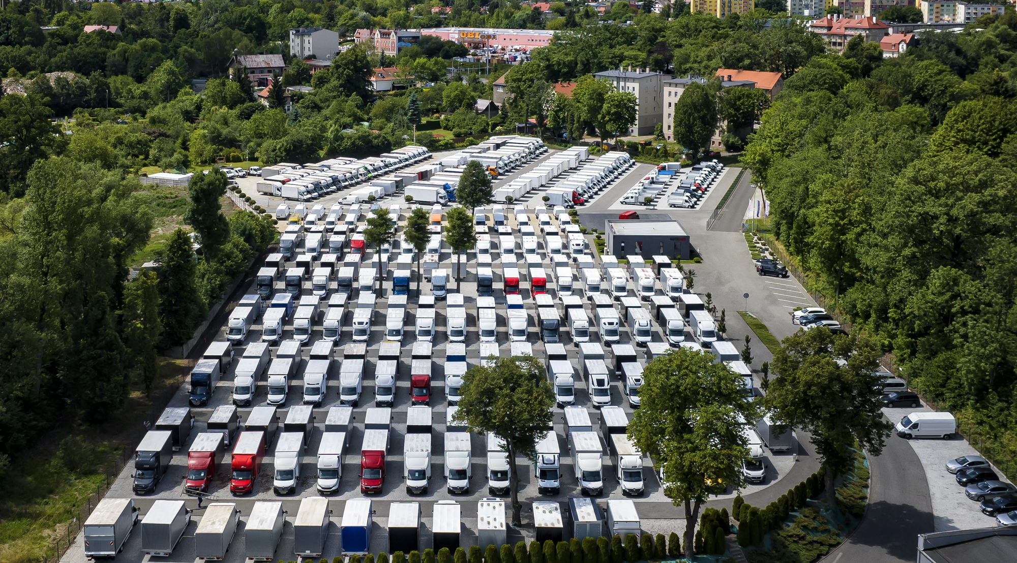 AUTO-PLUS DEALER - Xe tải - Euro 6, hộp số: tự động undefined: hình 2