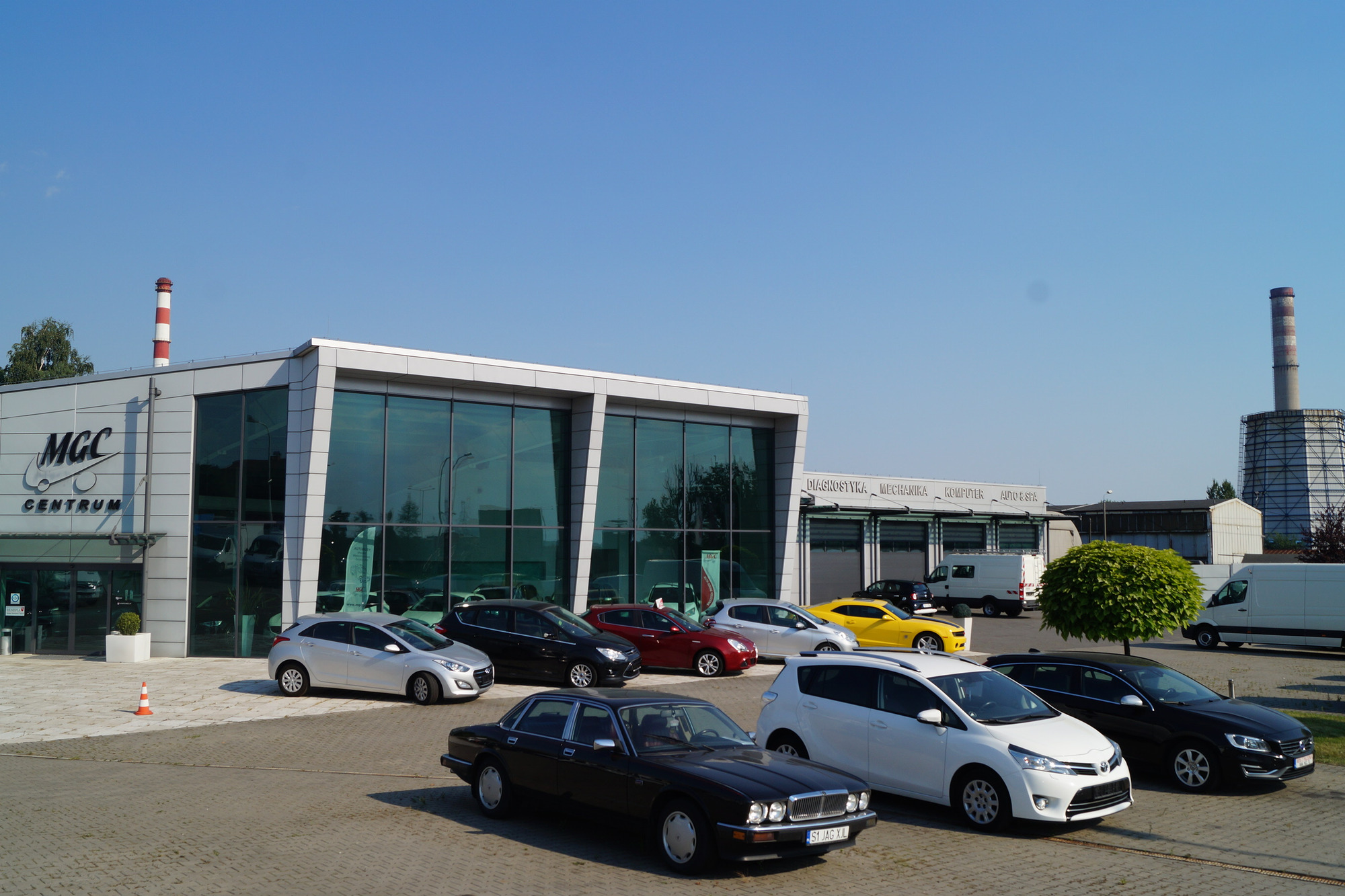 MGC CENTRUM SAMOCHODOW DOSTAWCZYCH - Xe tải nhỏ IVECO - Năm: 2022 undefined: hình 7