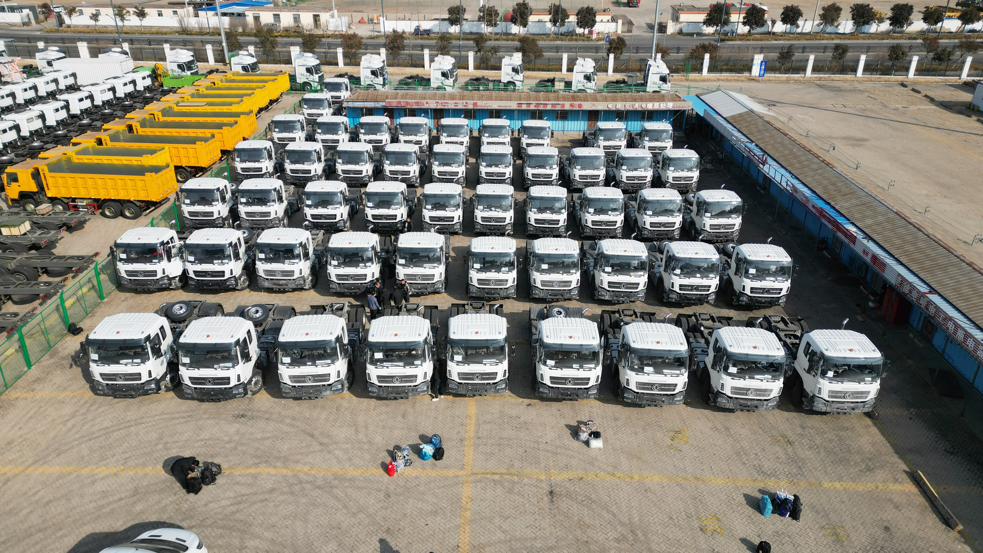Qingdao Higher Weight Trade Co. LTD - Xe tải - 6x4 undefined: hình 1