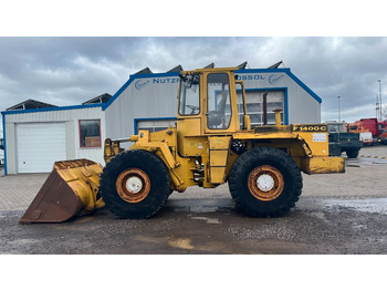 Máy xúc lật bánh lốp FAUN