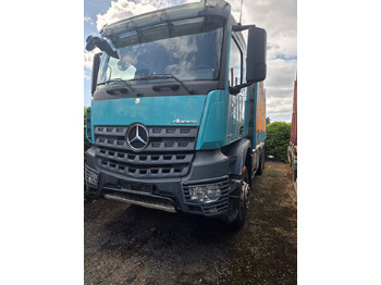 Xe chở gỗ MERCEDES-BENZ Arocs 2651