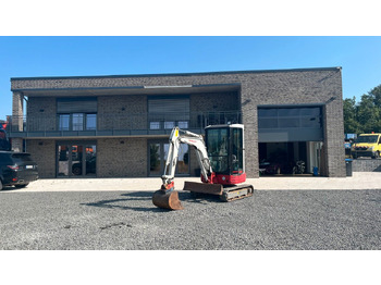 Máy xúc mini TAKEUCHI TB23R