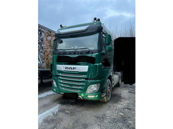 Xe đầu kéo DAF XF 530