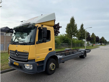 Xe tải khung gầm Mercedes-Benz Atego 1318 L: hình 2
