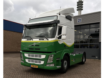 Xe đầu kéo VOLVO FM