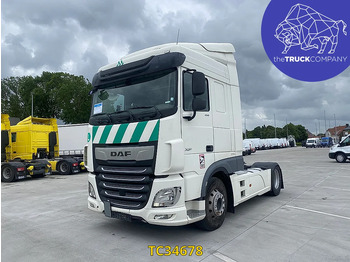 Xe đầu kéo DAF XF