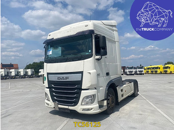 Xe đầu kéo DAF XF