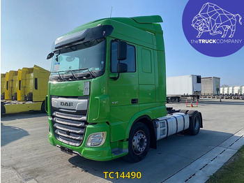 Xe đầu kéo DAF XF