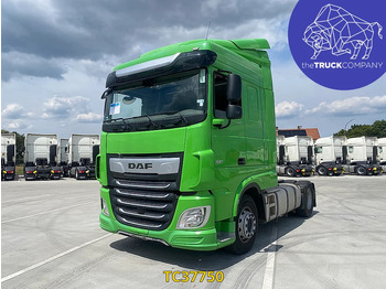 Xe đầu kéo DAF XF