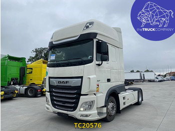 Xe đầu kéo DAF XF