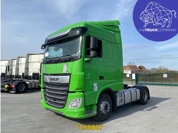 Xe đầu kéo DAF XF