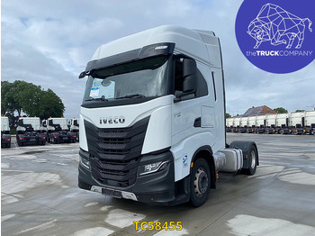 Xe đầu kéo IVECO S-WAY