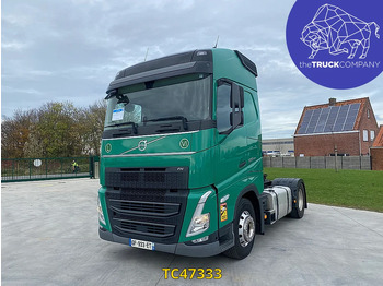 Xe đầu kéo VOLVO FH 500