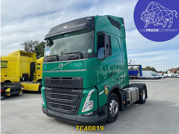 Xe đầu kéo VOLVO FH 500
