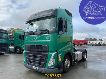 Xe đầu kéo VOLVO FH 500