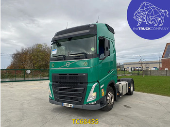 Xe đầu kéo VOLVO FH 500