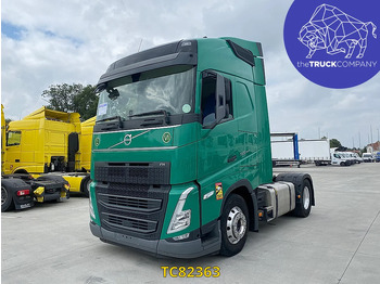 Xe đầu kéo VOLVO FH 500