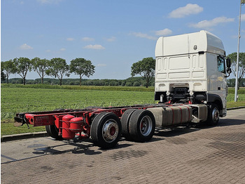 Xe tải khung gầm DAF XF 480 SSC 6X2 FAR INTARDER: hình 3