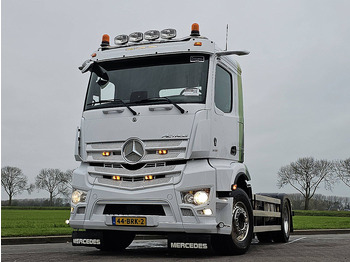 Xe tải khung gầm MERCEDES-BENZ Actros