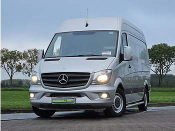 Xe van nhỏ gọn MERCEDES-BENZ Sprinter 319