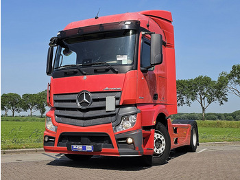 Xe đầu kéo MERCEDES-BENZ Actros 1846