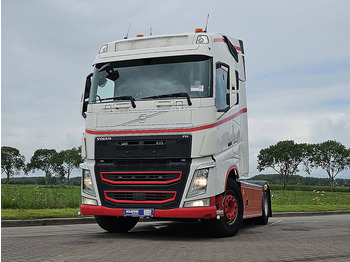 Xe đầu kéo VOLVO FH 460