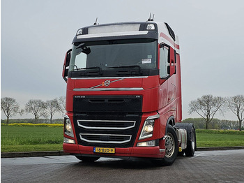 Xe đầu kéo VOLVO FH 460