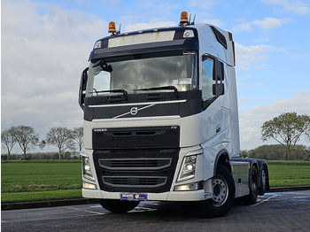 Xe đầu kéo VOLVO FH 500