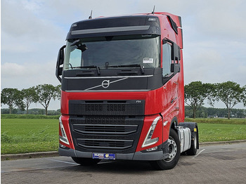 Xe đầu kéo VOLVO FH 500