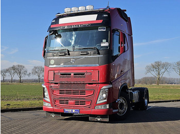Xe đầu kéo VOLVO FH 500