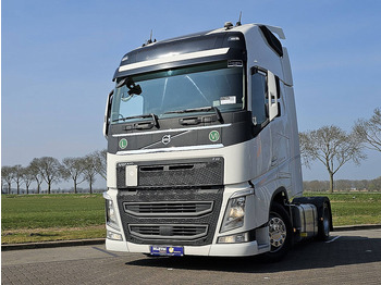 Xe đầu kéo VOLVO FH 500