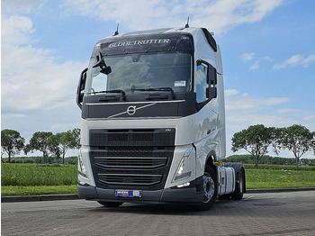 Xe đầu kéo VOLVO FH 500