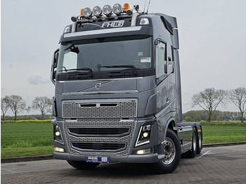Xe đầu kéo VOLVO FH