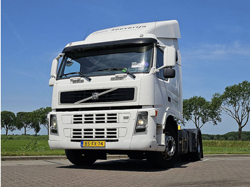 Xe đầu kéo VOLVO FM9