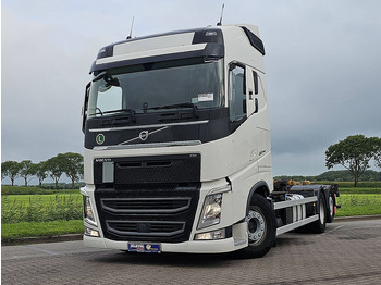 Xe chở container/ Xe tải hoán đổi thân VOLVO FH 460