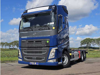 Xe chở container/ Xe tải hoán đổi thân VOLVO FH 540