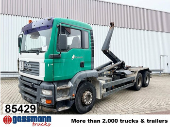 Xe tải nâng móc MAN 26.463