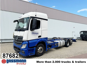 Xe tải khung gầm MERCEDES-BENZ Actros 2540