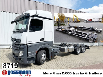 Xe tải nâng móc MERCEDES-BENZ Actros 2548