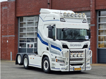 Xe đầu kéo SCANIA R 560