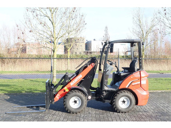 Máy xúc lật bánh lốp MANITOU