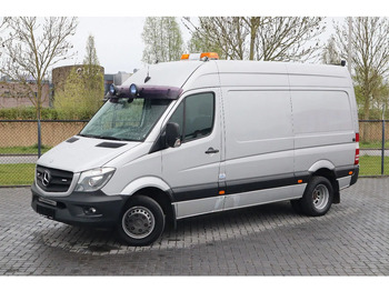 Xe tải nhỏ thùng kín MERCEDES-BENZ Sprinter 516