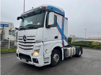 Xe đầu kéo MERCEDES-BENZ Actros 1845