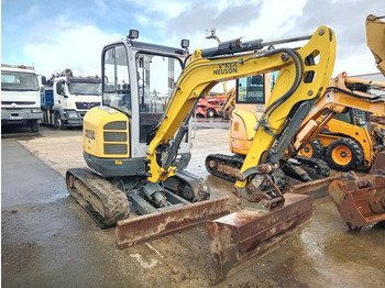 Máy xúc mini WACKER