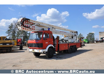 Nền bục trên không gắn trên xe tải MERCEDES-BENZ